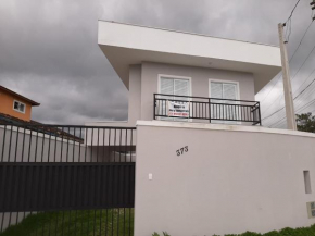 Sobrado frente ao SESC, WIFI 300MB, 2 vagas auto, cozinha, churrasqueira, moderno e reformado